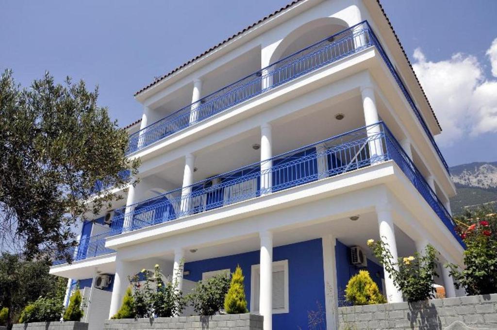 Apartament Folies Lourdata  Zewnętrze zdjęcie